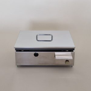 Countertop Gas Grill P450 for Roasting Chestnuts with Stainless Steel Lid – Furlan
